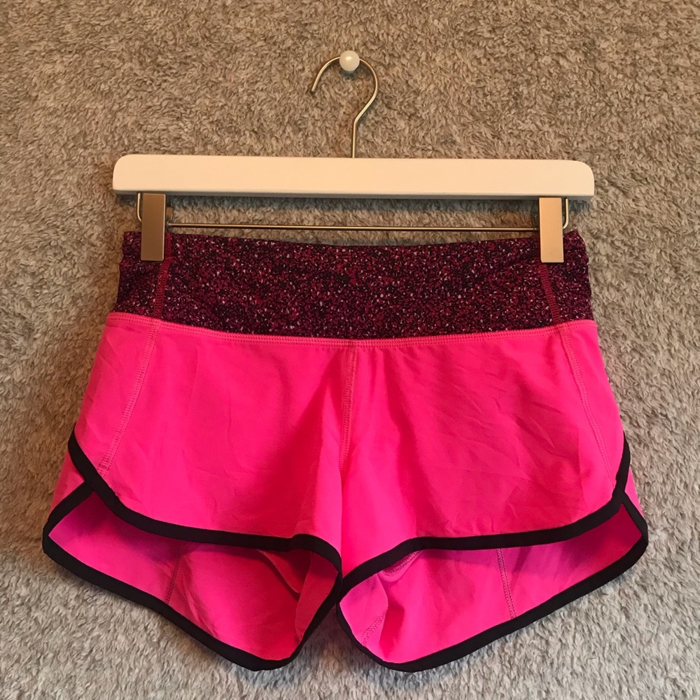 Lululemon Speed-Up Short 2.5 Pink Size 2